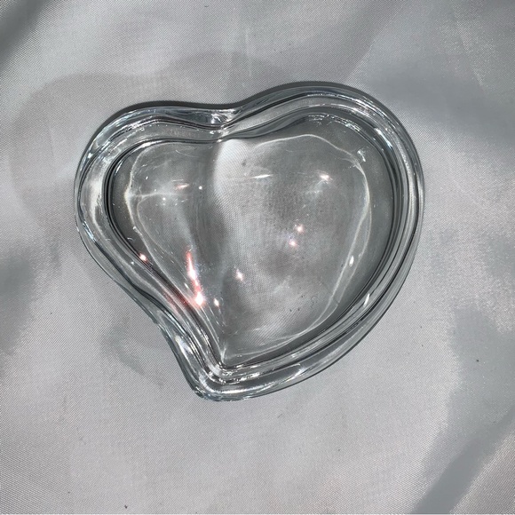 Tiffany & Co. Other - TIFFANY & CO. x ELSA PERRETI lead crystal HEART ring/trinket box